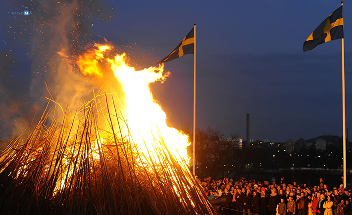 Walpurgisnacht du lich Thuy Dien