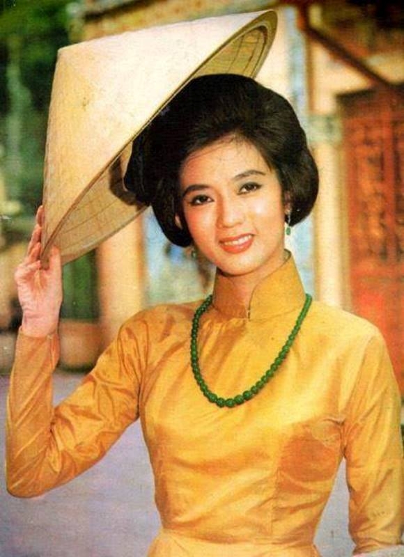 Hình ảnh nghệ sĩ Thanh Nga tài sắc vẫn còn đọng lại mãi trong lòng người mộ điệu - Ảnh: Tư liệu
