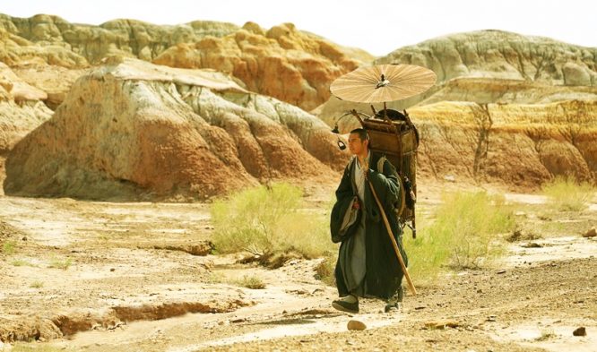 Làm người tựa đóa hoa, không cần diễm lệ yêu kiều, chỉ cần hương thơm tỏa ngát.3