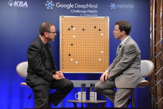 AlphaGo-Lee-Sedol-game-3-Chris-Garlock-Michael-Redmond-550x367
