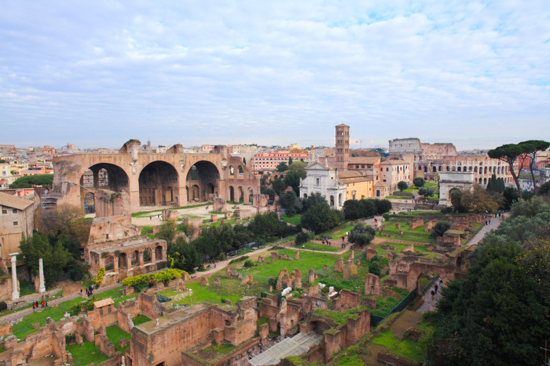 Khi nói đến những con đường của La Mã cổ đại, hãy nghĩ đến tàu điện ngầm. 4