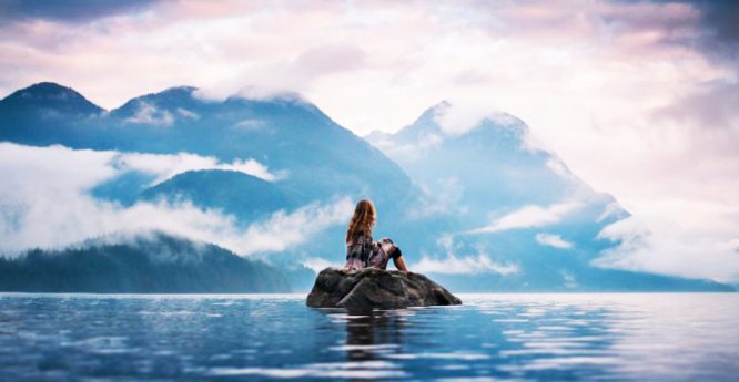 Nỗ lực đến bất lực, gắng gượng đến đáng thương, xã hội này tàn khốc đến vậy sao?.3