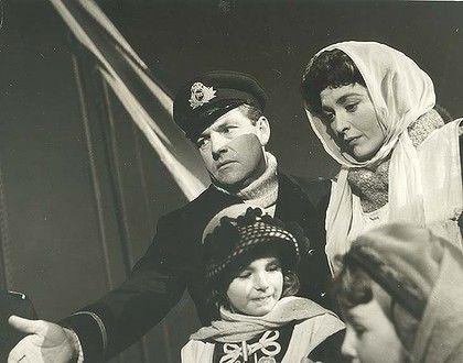 Câu chuyện thật sự về vụ đắm tàu Titanic năm đó còn bi thương hơn nhiều so với trên màn ảnh nhỏ. 4