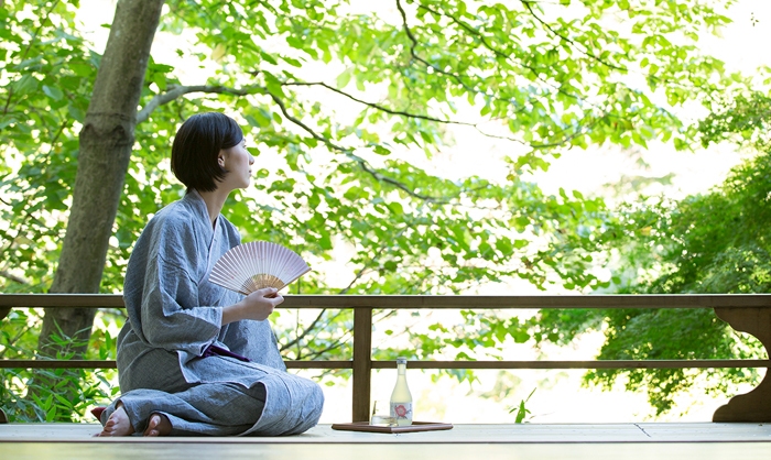 Cuộc sống có những thứ càng theo đuổi lại càng thấy mệt mỏi, càng cố chấp lại khiến cho các mối quan hệ trở nên bế tắc.