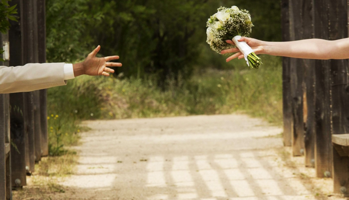 Nếu người vợ bị người chồng bỏ, như vậy thì rất có thể là đạo đức của cô ta có vấn đề