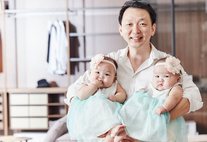 Sinh con gái giúp các ông bố sống thọ và thành đạt hơn