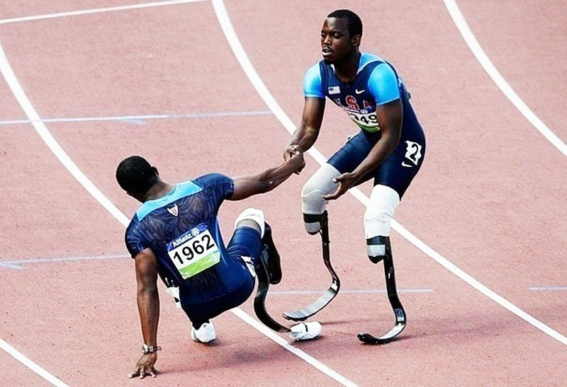 Trong nguy khốn, lời cầu nguyện của ai sẽ được đáp trả? - ảnh 2