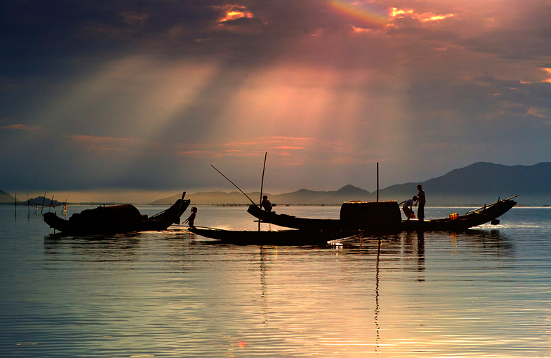 dòng sông tĩnh lặng