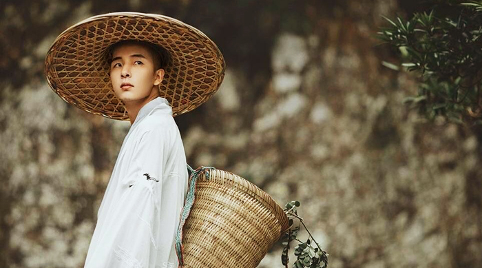 Trong nhân sinh dài rộng, có nhiều lúc, con người sở dĩ không vui vẻ, là do bản thân không thấy thỏa mãn.