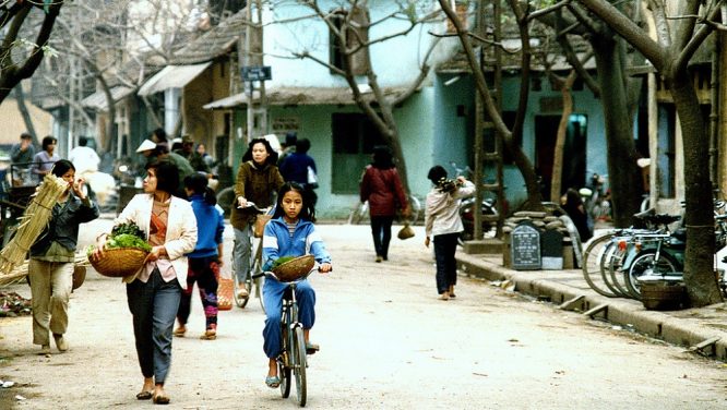 Tâm lý khôn lỏi, khôn vặt của người Việt có lẽ xuất phát từ văn hóa tiểu nông, làng xã. 