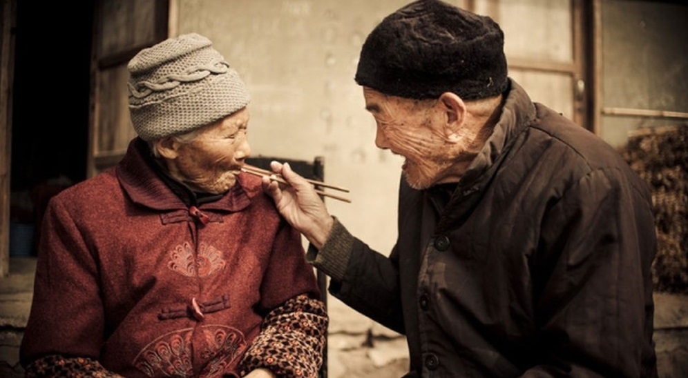 Tình yêu thật sự là chịu được khoảng thời gian bình lặng, là sự đồng hành trong những năm tháng dài đằng đẵng