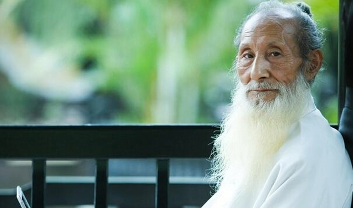 60 không khuyên uống rượu, 70 không ngủ lại, 80 không phần cơm, 90 không giữ chỗ ngồi