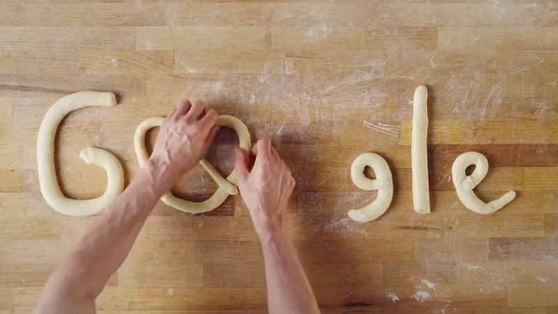 Pretzel là gì mà Google vinh danh bánh này trên trang chủ?