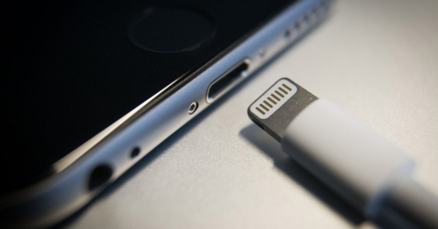 iPhone 2021 có thể bỏ cáp lightning