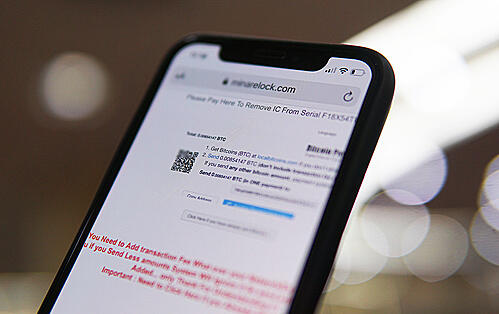 Website khóa iPhone qua IMEI tống tiền nạn nhân