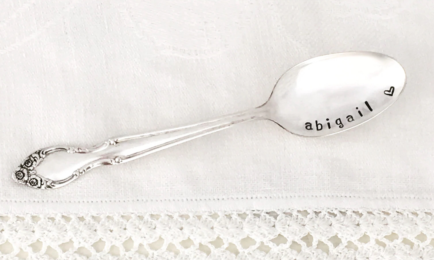 Thìa bạc cá tính 