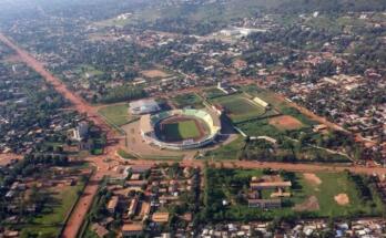 Di Trung Phi Co Can Visa Khong.jpg